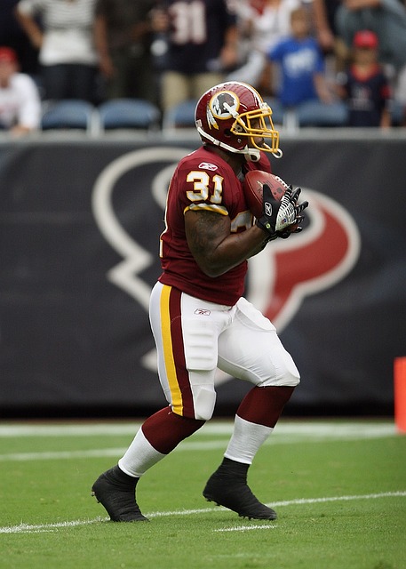 室一片死寂 室一片死寂